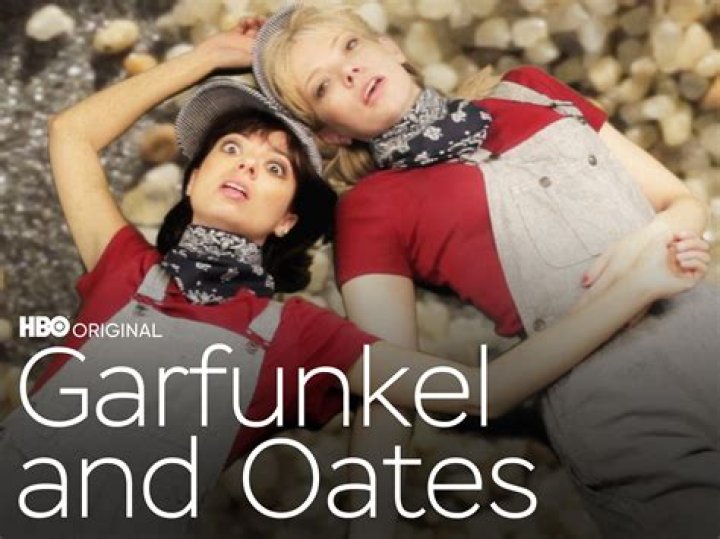 'Garfunkle and Oates' Fame Riki Lindhome Biography