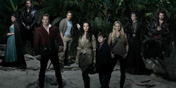'Once Upon A Time' To Air 'Dark Swan Rises' Special Ahead Of Season 5 Premiere To Answer All Your Burning Questions