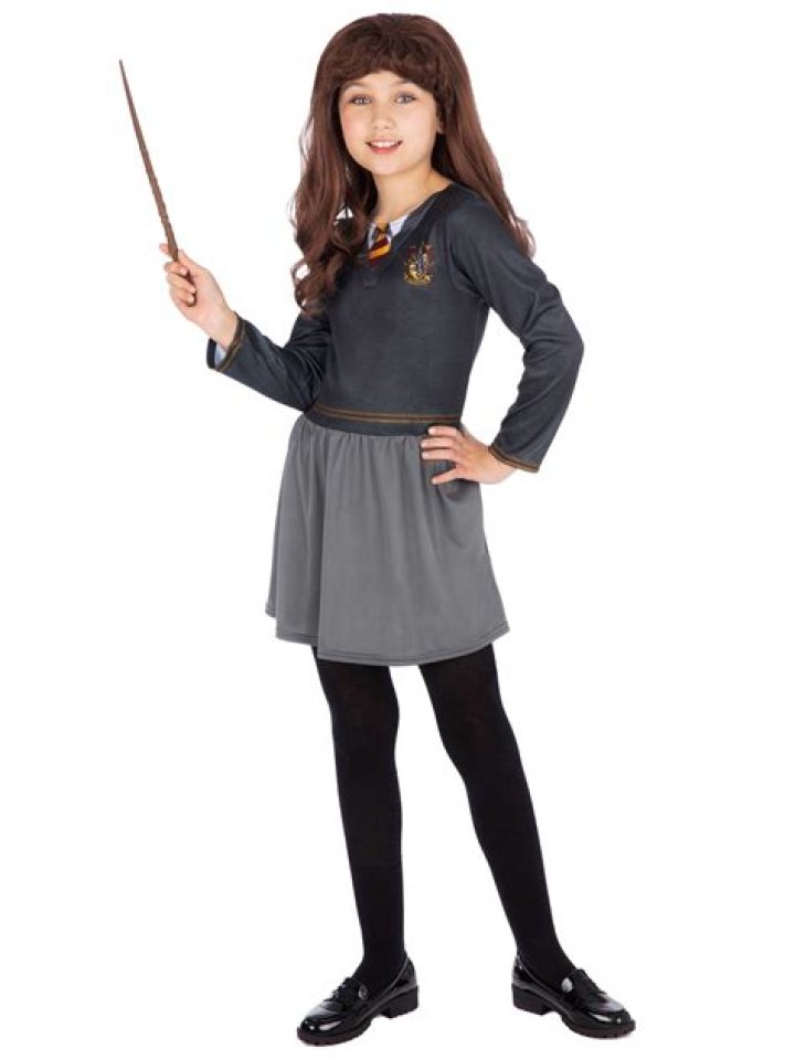 11 Easy Hermione Granger Halloween Costumes For 2017 Because This Witch Is Always Relevant