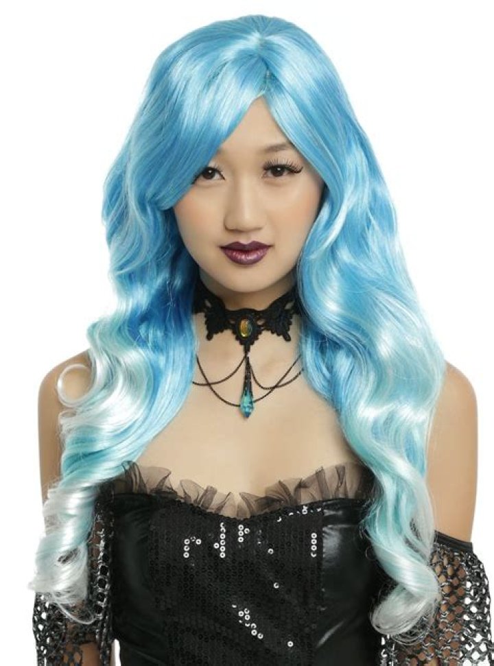 11 Of The Coolest Blue Halloween Wigs To Give You Some Costume Ideas For 2016 — PHOTOS