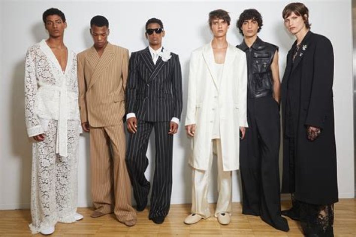 12 Formal Wear Trends From The '90s That Are Back In 2016 — PHOTOS
