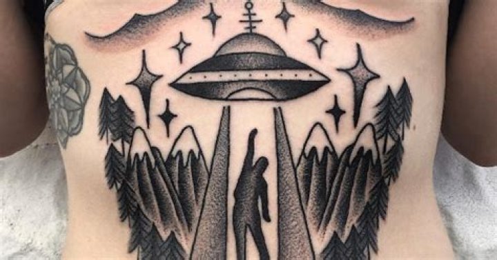 12 Macro Tattoos That Will Make You Reconsider Your Fear Of The Needle — PHOTOS