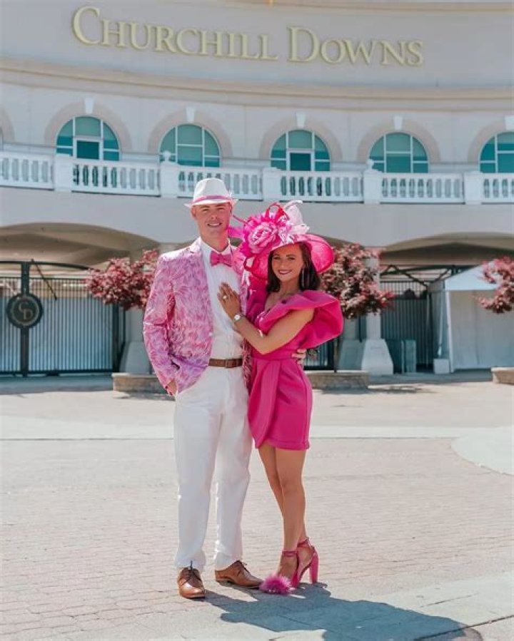 13 Kentucky Derby Couple Outfits That Will Melt Your Heart, Because Matching Isn't Always Lame