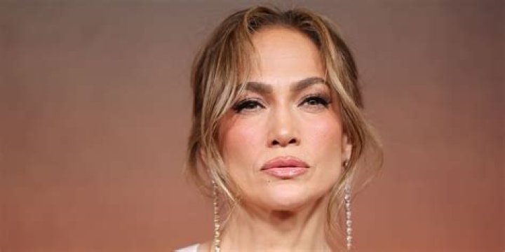 13 Of Jennifer Lopez's Most Early 2000s Music Video Looks To Give You All The Feels — PHOTOS