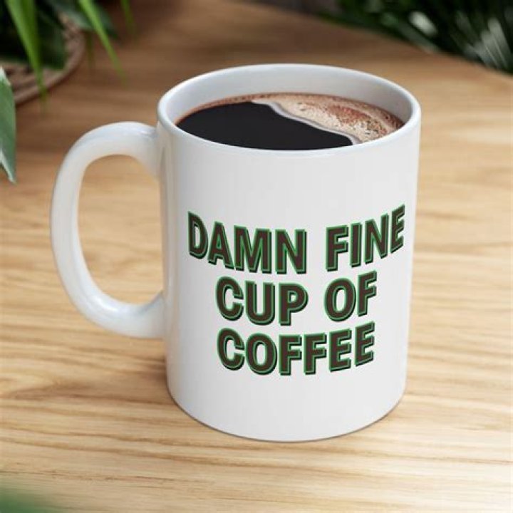 15 Books For 'Twin Peaks' Fans To Enjoy With A Damn Fine Cup Of Coffee