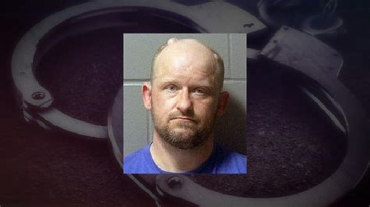 2 arrested after narcotic, dealing investigation in Clinton