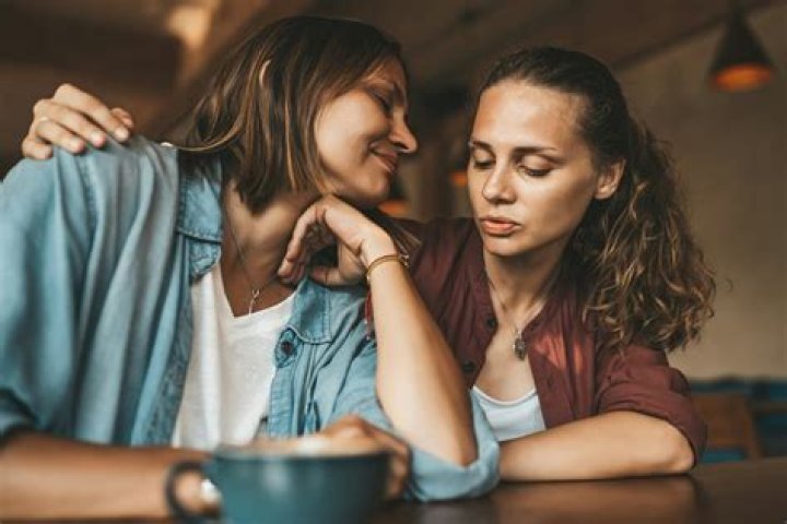 20 Signs You Should Give Your Partner Space & How To Effectively Do It