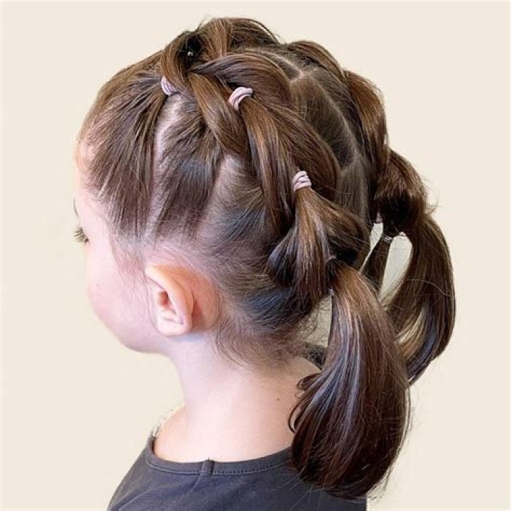 5 'Mean Girls' Hairstyles Recreated At Home So You Too Can Look Totally Fetch