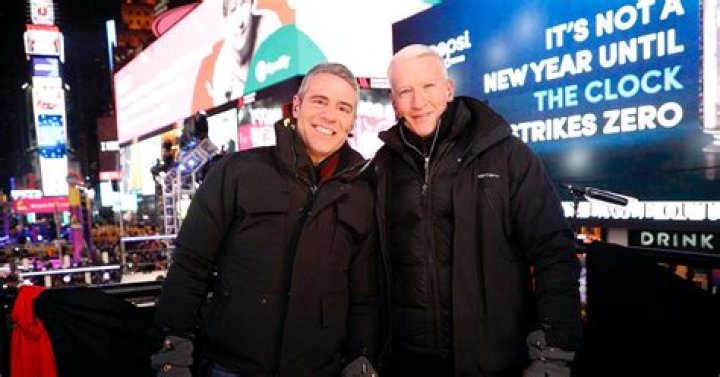 6 Drunken NYE Moments From CNN Hosts Drinking Too Much Alcohol