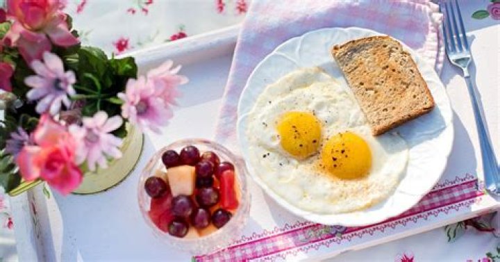 7 Breakfast Foods That Will Keep You Full Until Lunch