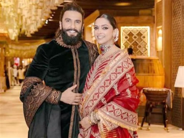 7 times Deepika Padukone flaunted her love for classy Sabyasachi sarees
