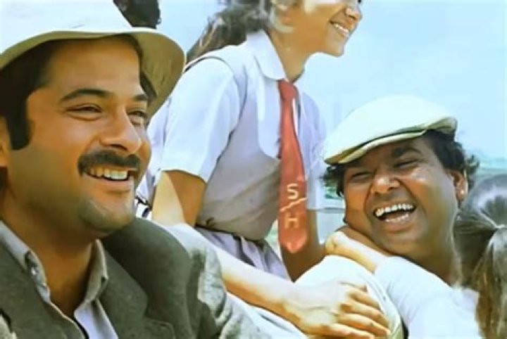 8 most popular Satish Kaushik movies that will bring smile to your face: Mr India to Bade Miyan Chote Miyan