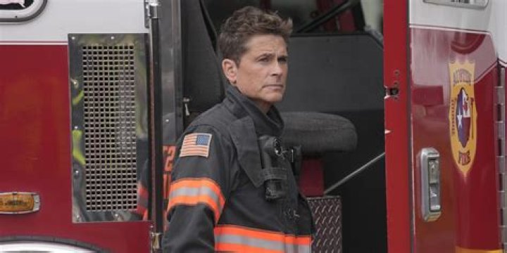 9-1-1: Lonestar actor Brian Michael Smith sees his real life and reel life collide in transgender dating storyline