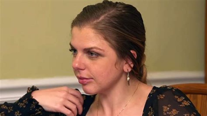 90 Day Fiance: The Other Way viewers bash Ariela Weinberg over sexy Halloween costume pics