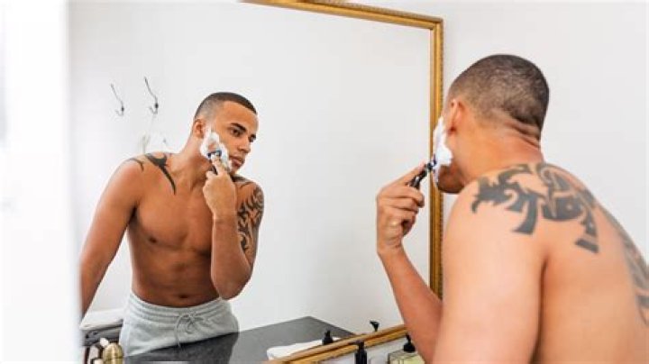 A Guide To Manscaping Your Body Hair