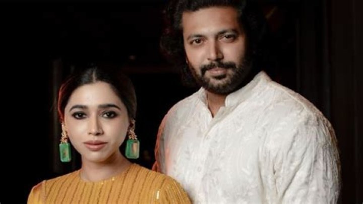 Aarti Ravi (Instagram Star) Wiki, Biography, Age, Husband, Family, Facts and More