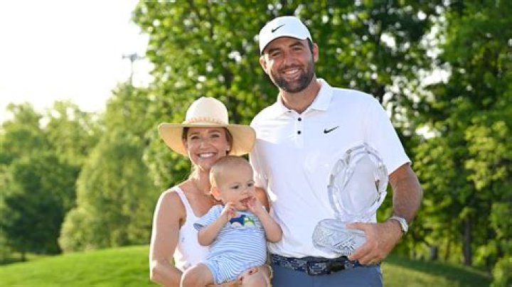 Adam Scott’s (Golfer): Sexuality, Age, Net Worth, Partner, Is He Straight or Gay?