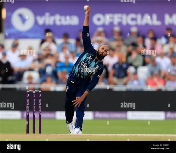 Adil Rashid practising bowling against his bothers on driveway as he aims to keep sharp during lockdown – The Sun