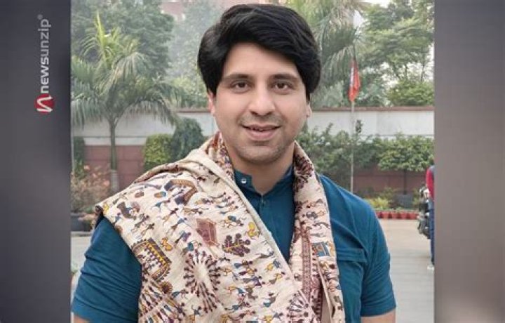 Aftab Amin Poonawalla Age, Religion, Caste, Wiki, Muslim, Parents and Biography
