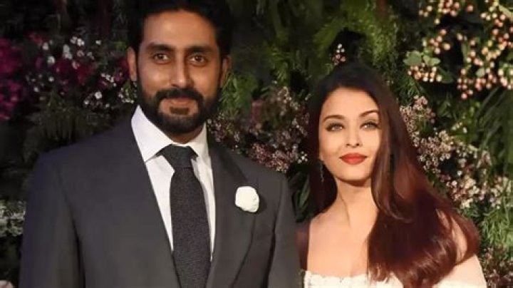 Aishwarya Rai and Abhishek Bachchan celebrate their 17th wedding anniversary with daughter Aaradhya; see PIC