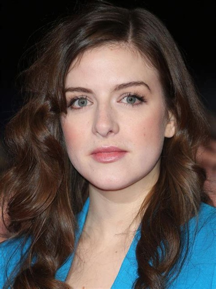 Aisling Loftus (Actress) Bio, Wiki, Age, Husband, Net Worth, Movies, TV Shows