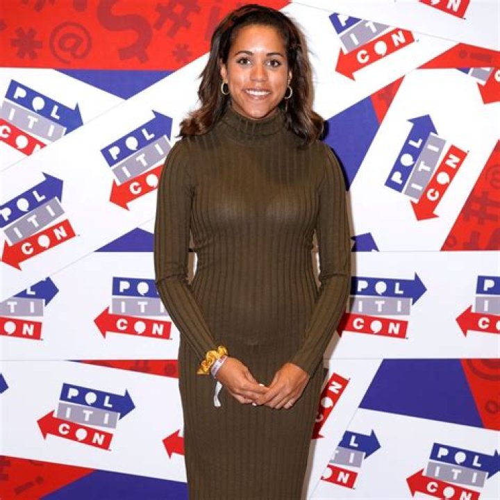 Alexi McCammond (Axios) Wiki: Engaged, Parents, Teeth, Age