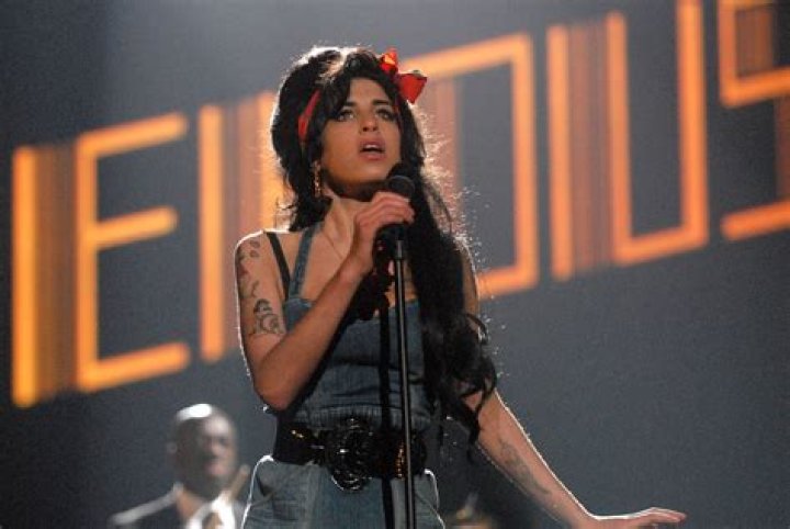 Amy Winehouse: Biography, Musician, Grammy Winner