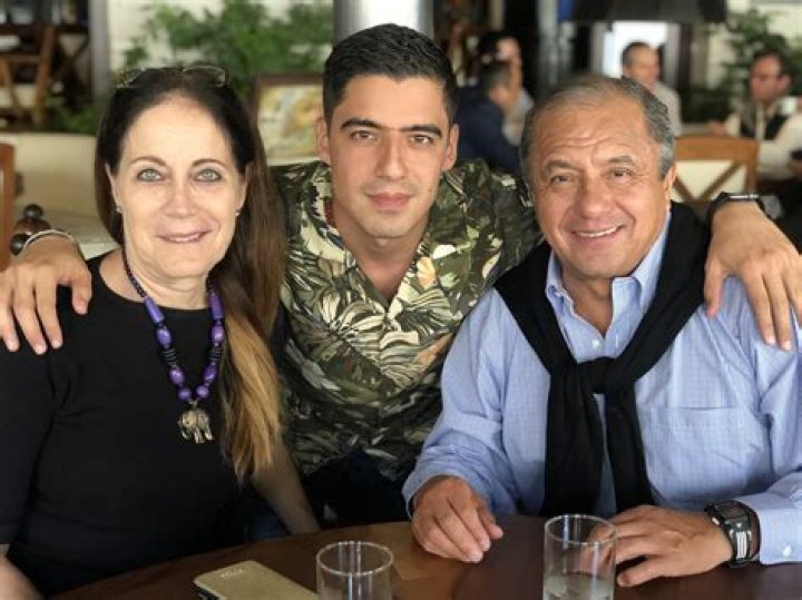 Andrés Vaca Edad, altura, wikipedia, biografía, Novia/ Esposa, Fortuna, Pareja, hijos, estatura
