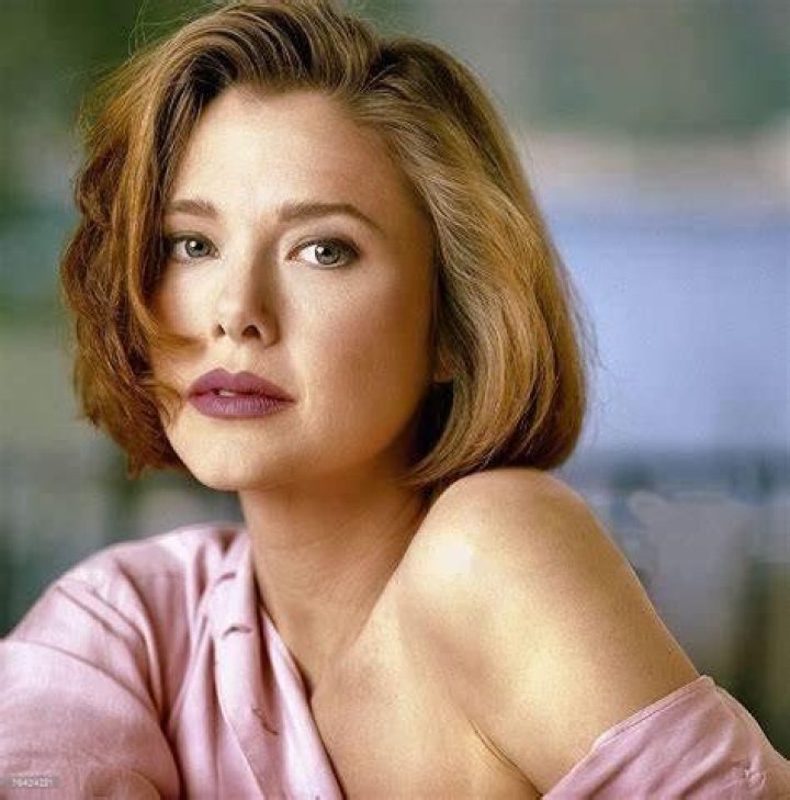 Annette Bening Jeune - Bonjour Buzz