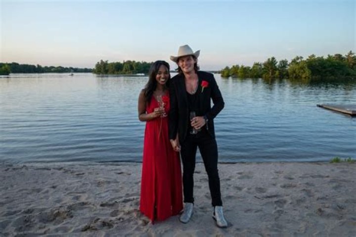 Are Kira & Romeo Together After ‘Bachelor In Paradise’?