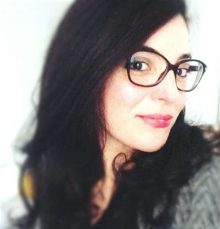 Asma Mhalla Origine
