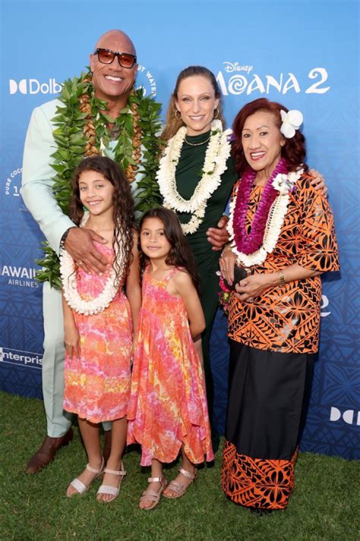 Ata Johnson Biography, Wiki, Husband, Son, Family, Net Worth, Story