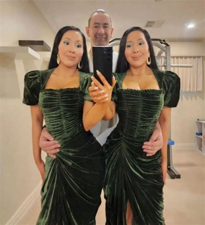 Australian Twins Anna And Lucy DeCinque Share A Boyfriend