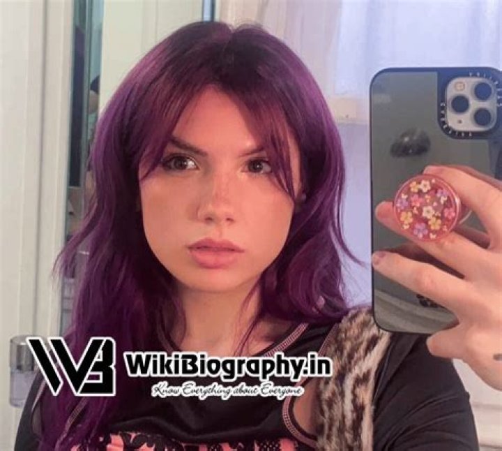 Bailey Spinn: Wiki, Bio, Age, Height, Gender, Boyfriend, Net Worth