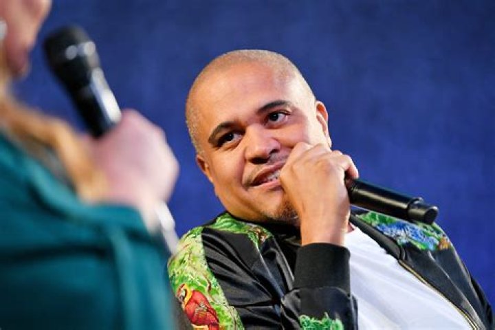 ‘Be Quiet and Give Ashanti Her Masters’: Fans Clown Irv Gotti After He Slams Drake’s New Album and Says He Wants to Find the Next Ja Rule and DMX