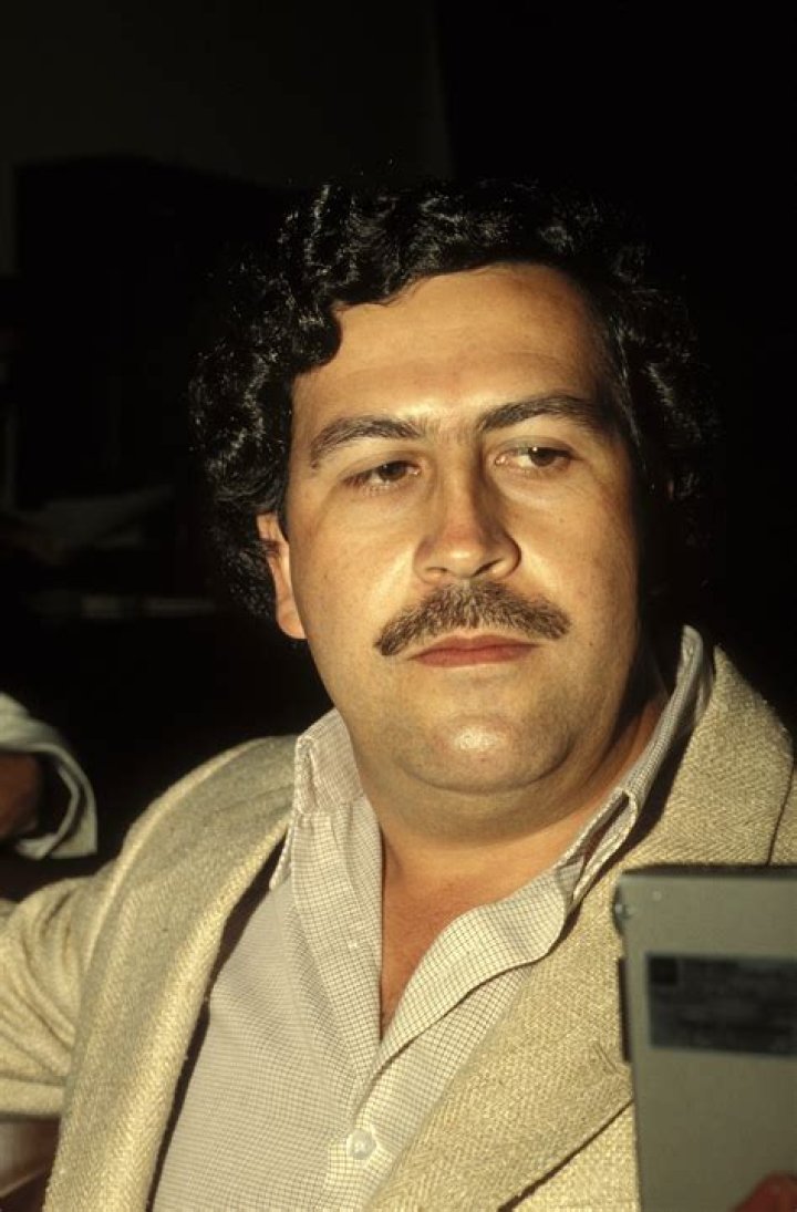 Biography, Drug Lord, Medellín Cartel Leader