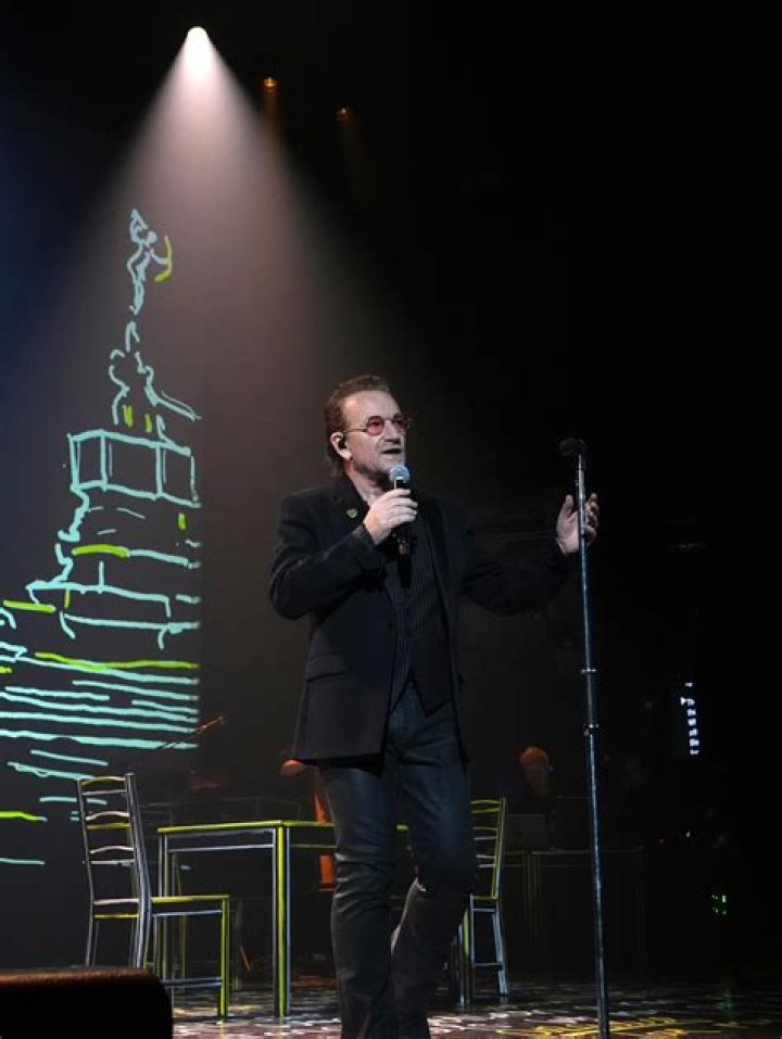 Bono opens book tour before adoring fans at Beacon Theatre