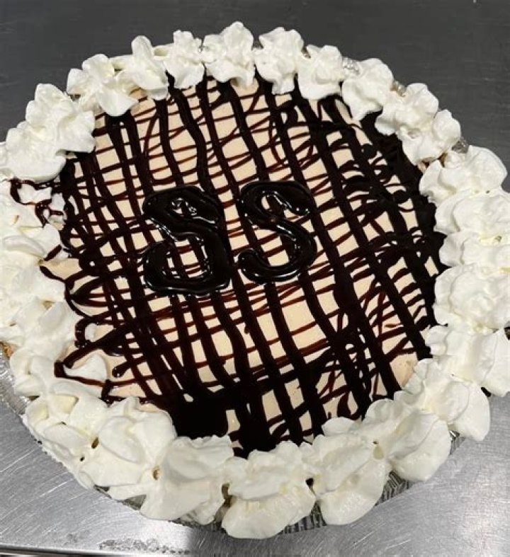 Bowlyou's Ice Cream and Grill