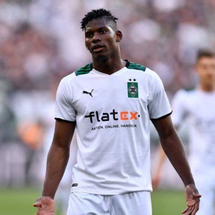 Breel Embolo- Wiki, Age, Wife, Net Worth, Ethnicity, Height