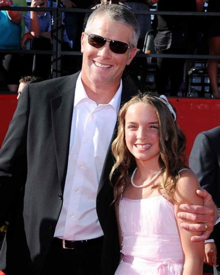 Brittany Favre: Who Is She? Former quarterback Bret Favre’s daughter is vying for fame
