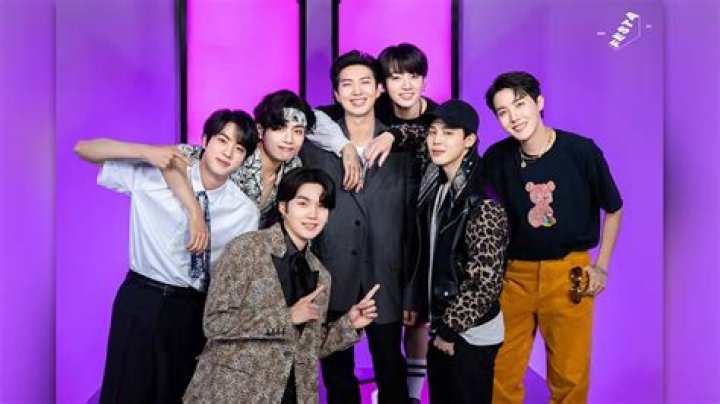 BTS’ Jungkook poses with Latto on sets of Seven; ARMYS react to American rapper’s resurfaced xenophobic tweets