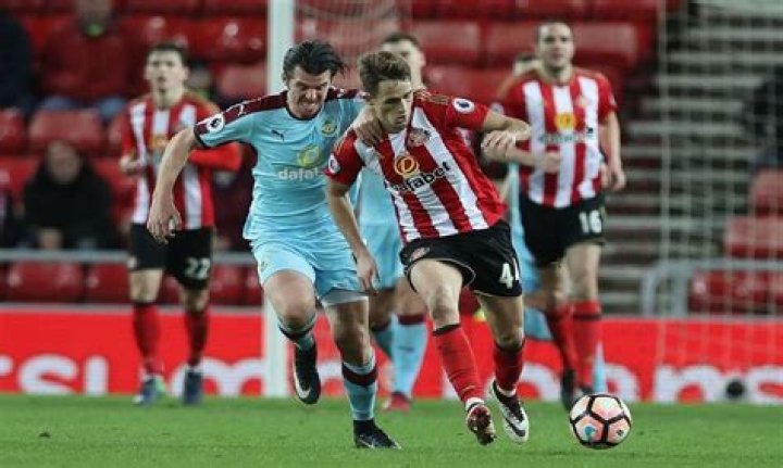 Burnley vs Sunderland: What TV channel is showing it, what time is kick-off and what are the latest odds?