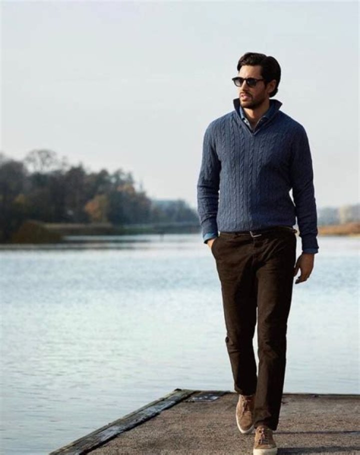 Business Casual for Men – 14 Dress Code Styles + Guide 2024