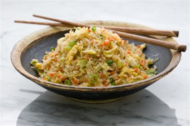 Can you reheat egg fried rice?