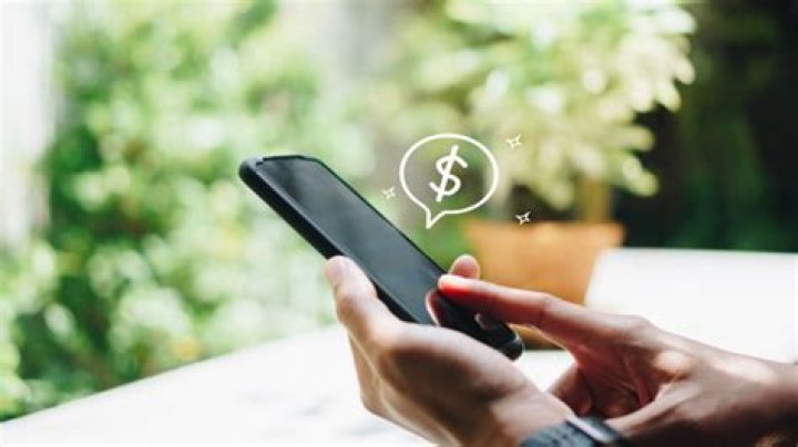 Cash advance apps vs. payday loans: Which is better?