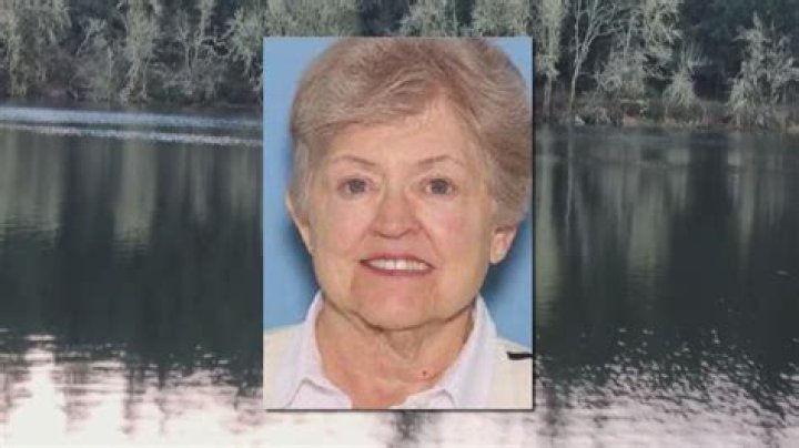 Cathy Pace Obituary – Death: Pensacola Florida Woman and Retired Flora Bama Bass Player and Singer, Cathy Pace Passes Away