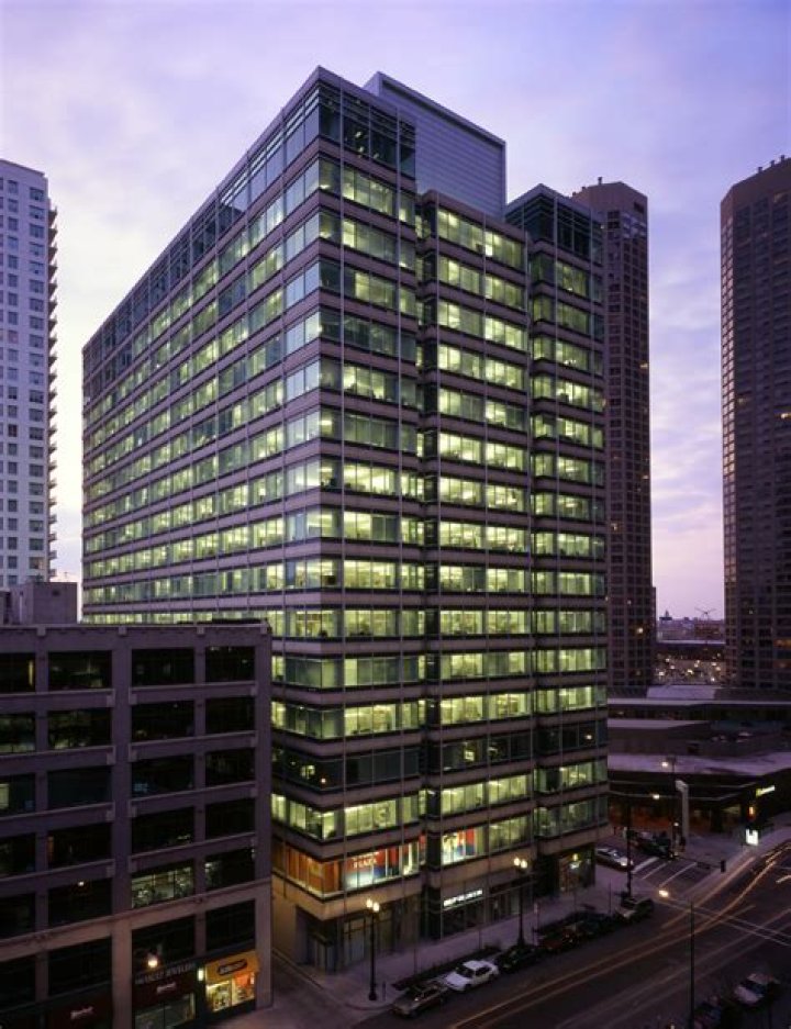 
Cb Richard Ellis Investors, LLC (Los Angeles)
