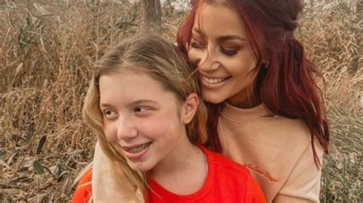 Chelsea Houska debuts new home decor line Aubree Says right after Teen Mom 2 fans slam ‘ugly’ new house