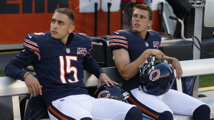 Chicago Bears waive kicker Elliott Fry; Eddy Pineiro must earn starting spot