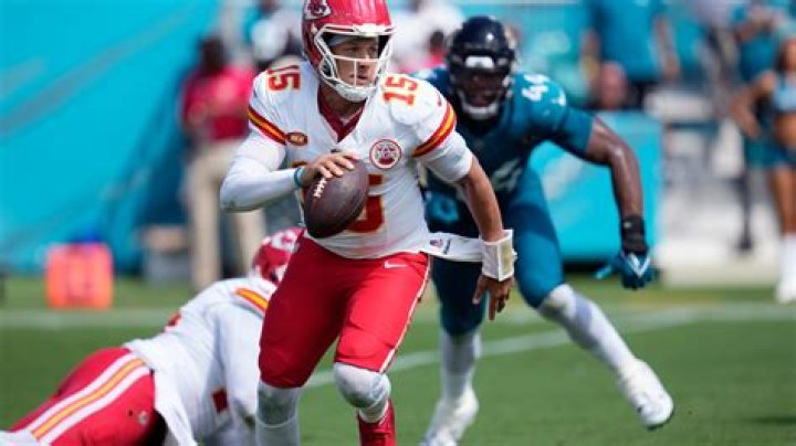 Chiefs’ Patrick Mahomes happy for reworked deal, chance to keep winning Super Bowls in KC